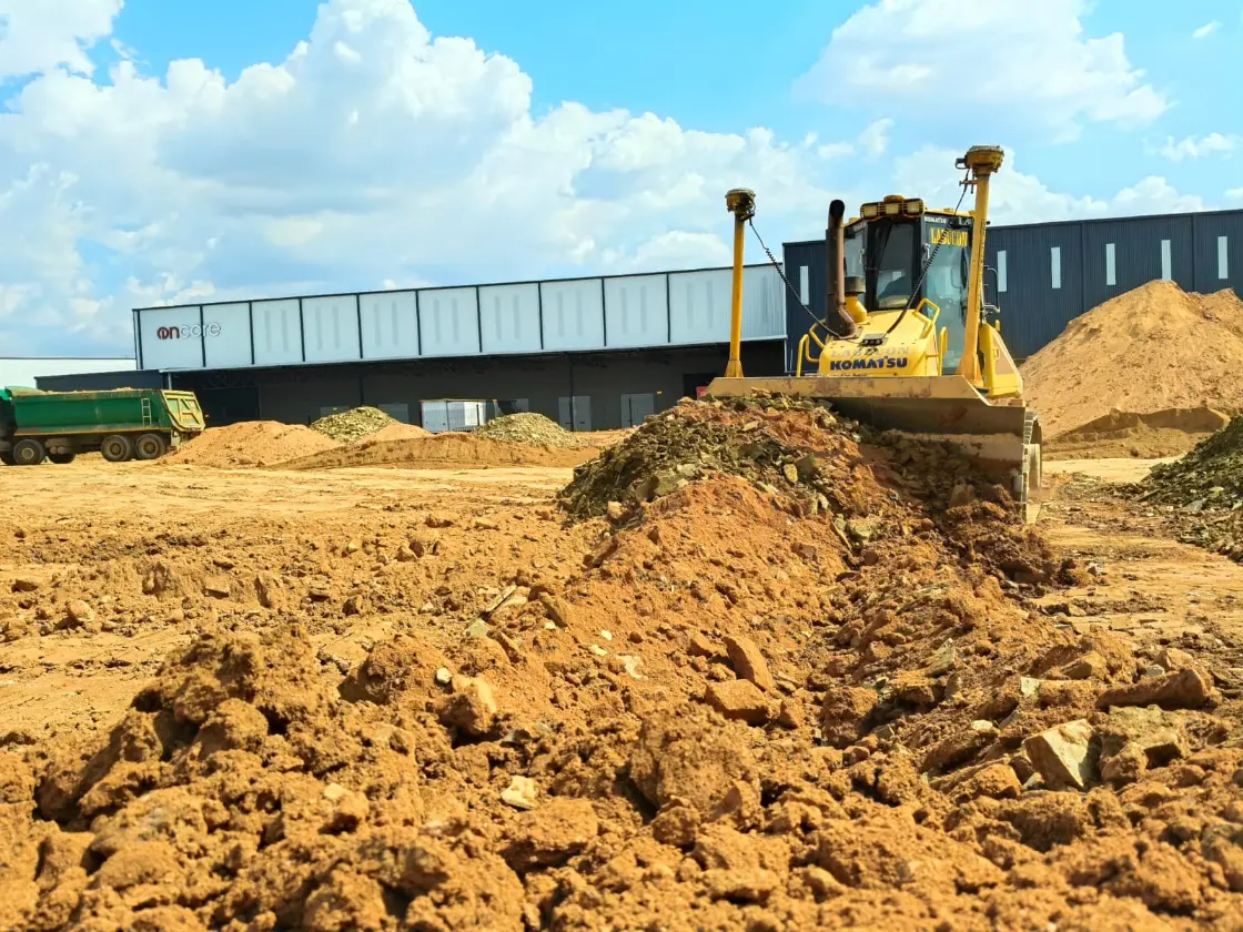 Jet Park Warehouse - Civil Contractors | Labucon Resources
