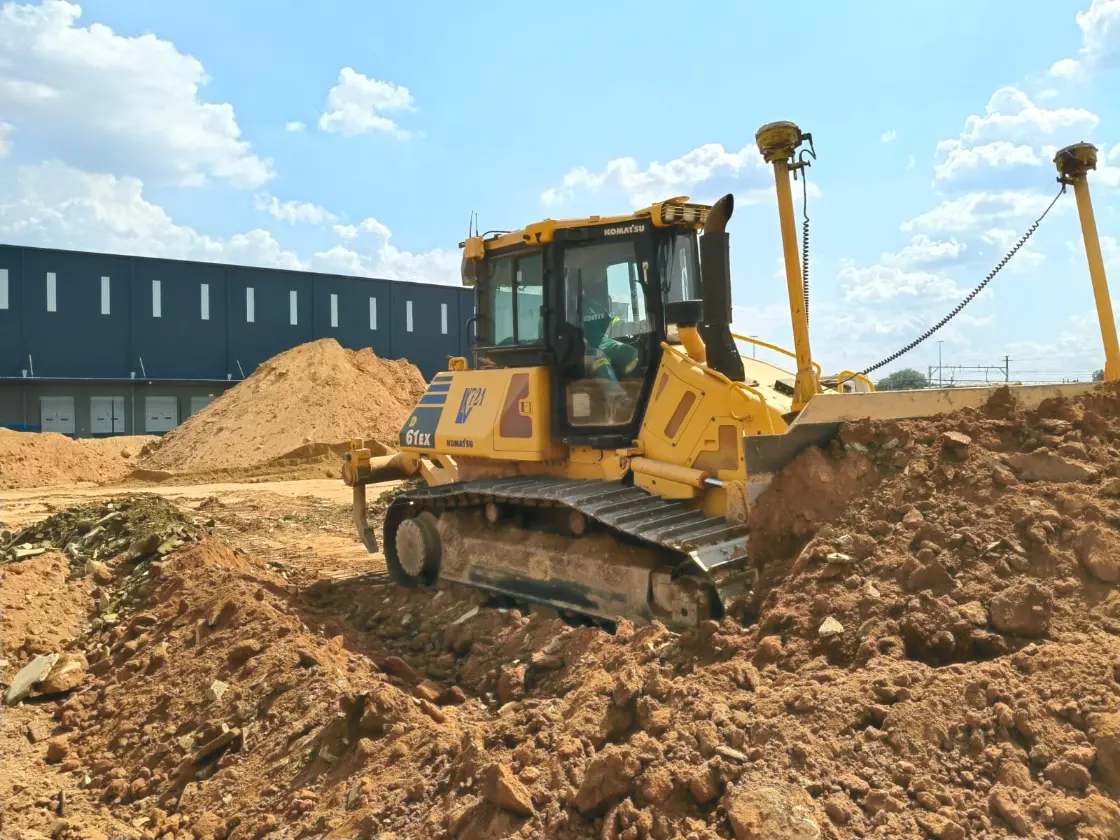 Jet Park Warehouse - Civil Contractors | Labucon Resources