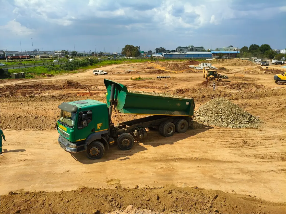 Jet Park Warehouse - Civil Contractors | Labucon Resources